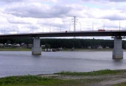 Мост через реку Обь