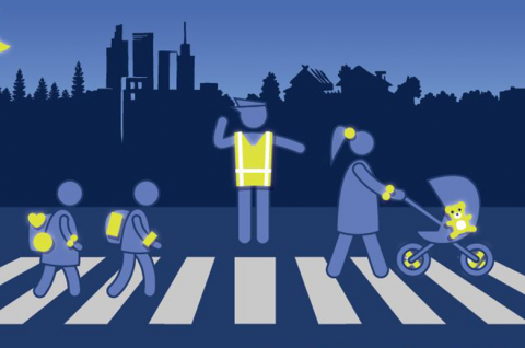 Госавтоинспекция призывает пешеходов в темное время суток быть внимательнее на дорогах и использовать световозвращающие элементы