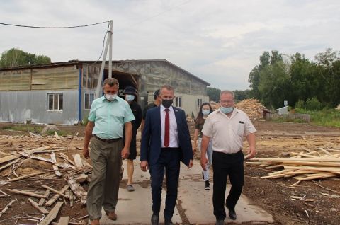 Член Совета Федерации Федерального Собрания РФ от Томской области посетил Шегарский район