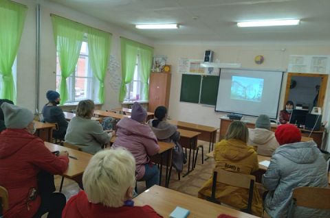 Сотрудники Госавтоинспекции приняли участие в родительском собрании в онлайн формате.